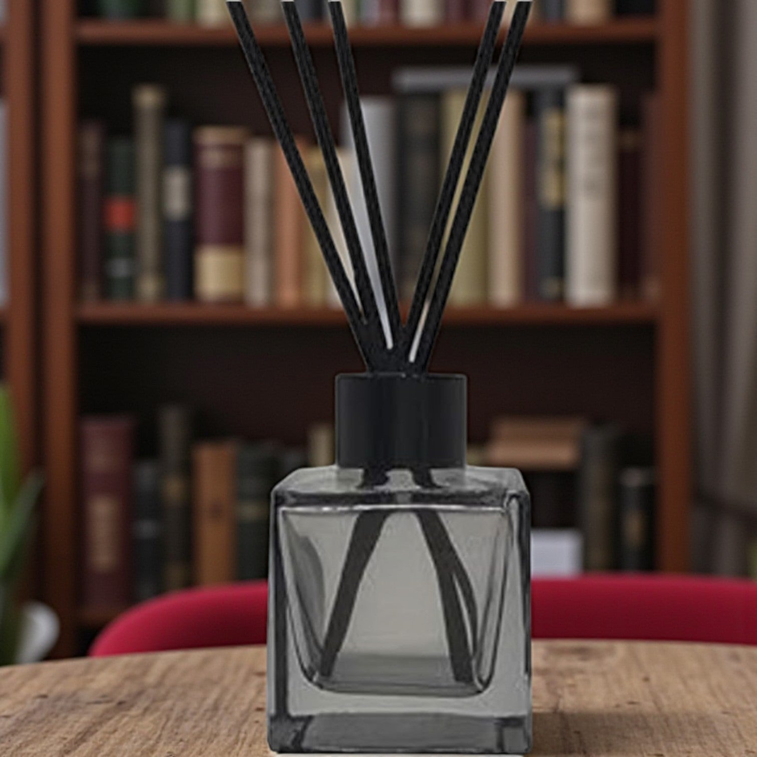 Flacon Diffuseur en Verre Noir 100 ml avec Bâtons